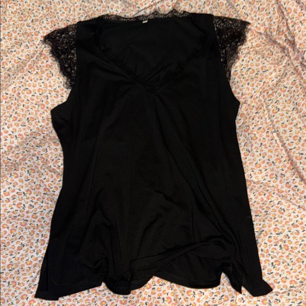 Elegant Black Lace Sleeve Women's Top